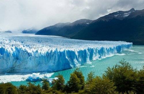 阿根廷的莫雷诺冰川